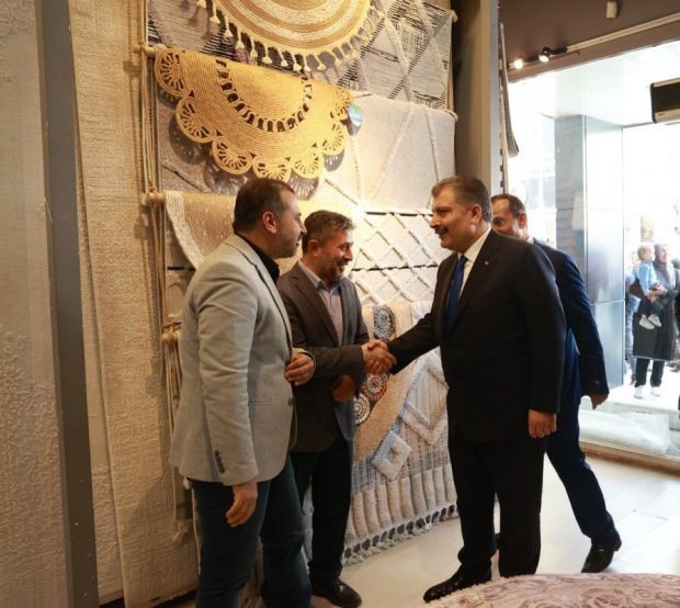 Bakan Koca müjdeyi verdi: Bayramı bayram gibi yaşayacağız - Resim : 1