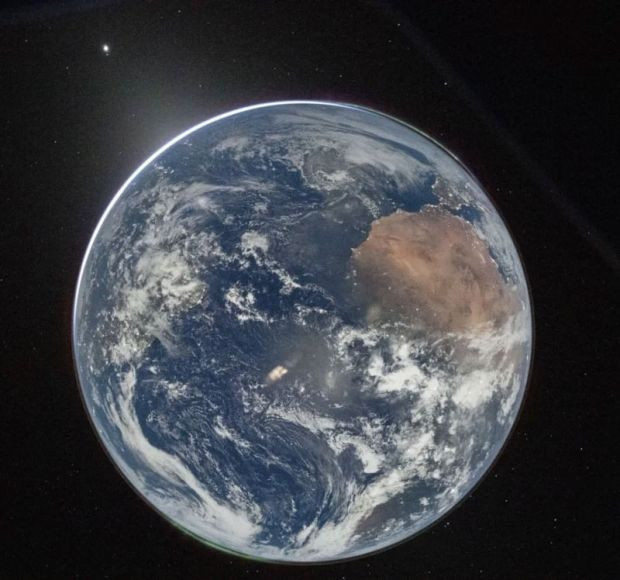Ay'a doğru yola çıkan Artemis II'den çekildi: Dünya'nın uzaydan görüntüsü - Resim : 1