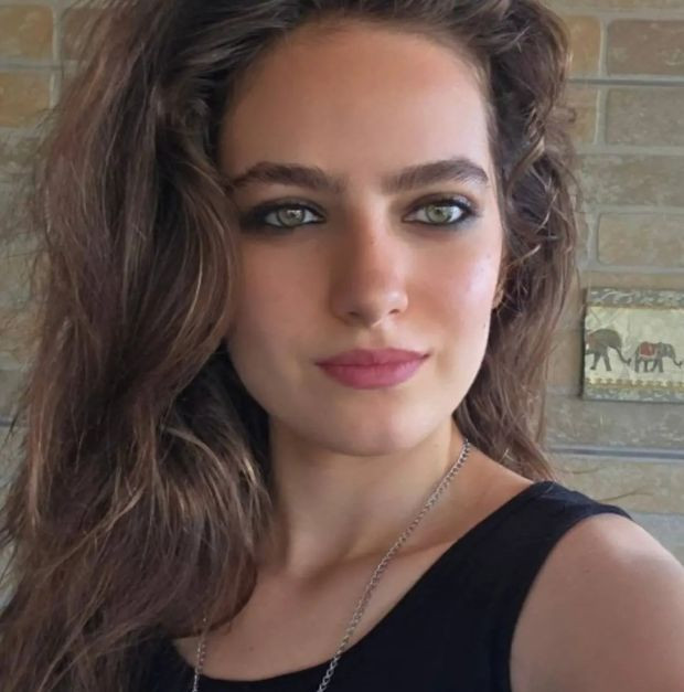 Taşacak Bu Deniz'in Eleni'si Ava Yaman'ın makyajlı hali sosyal medyayı salladı! 'Her halinle g&uuml;zelsin' - Resim : 1