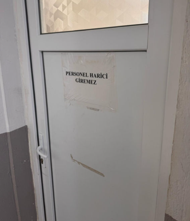 Kaş’ta tuvalet kriziyle gündeme gelen başsavcı, savcı olarak atandı - Resim : 1