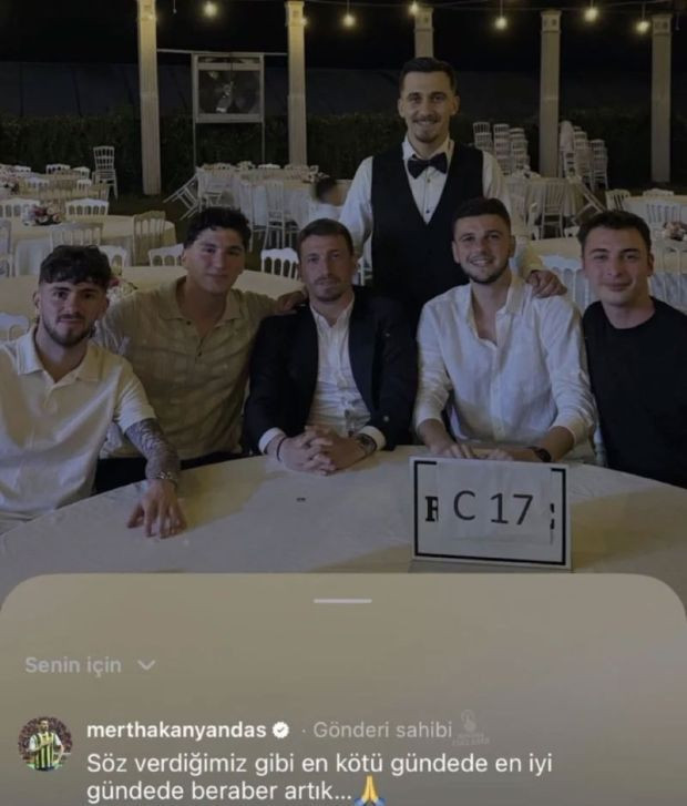 Mert Hakan Yandaş, cezaevindeki koğuş arkadaşını mutlu gününde yalnız bırakmadı - Resim : 1