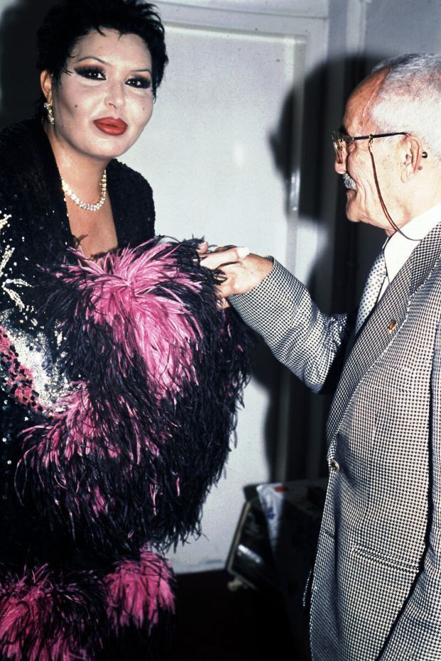 Bülent Ersoy zor günler geçiriyor! Babası hastaneye kaldırıldı - Resim : 1