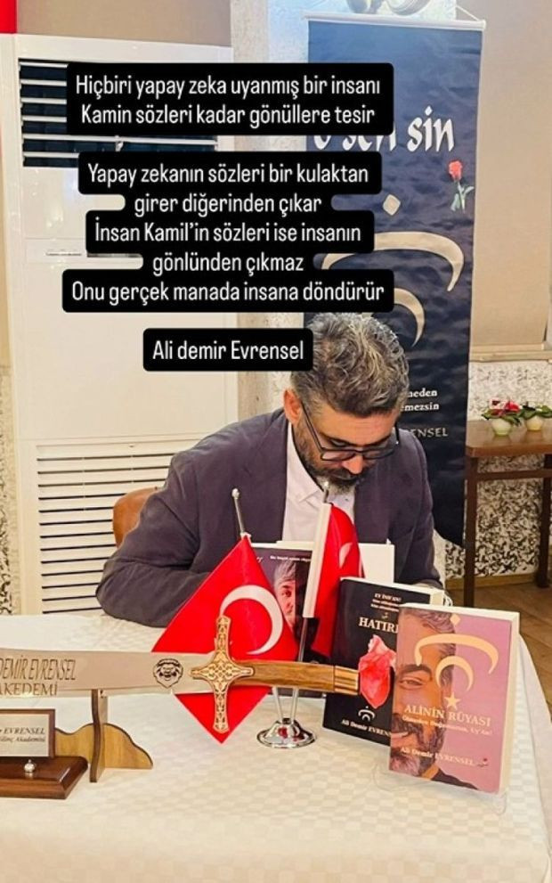 Sahte isimle 7 kitap yazıp konferanslar vermiş: 'Sosyal medya fenomeni' cinayet hükümlüsü çıktı - Resim : 2