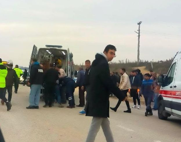 Motosiklet ile otomobil çarpıştı: 1 kişi hayatını kaybetti - Resim: 3