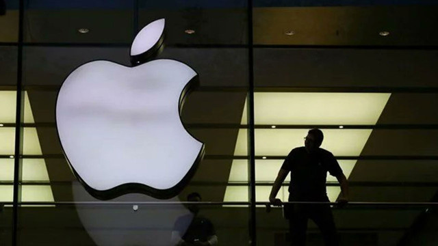 Apple merakla beklenen lansmanda sürpriz bir ürün daha tanıtacak