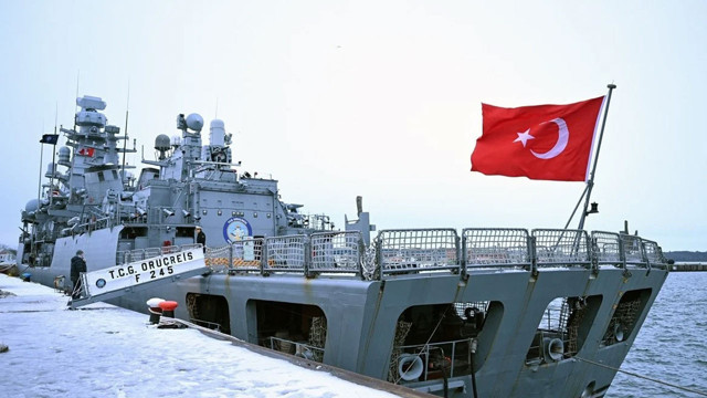 Almanya Savunma Bakanı: Türkiye NATO'da merkezi rolde