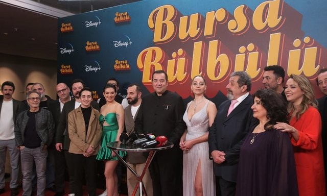 Bursa Bülbülü filminin konusu ne, oyuncuları kimler? Bursa Bülbülü filminde hangi oyuncular var? - Resim: 1