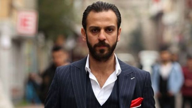 Çukur dizisinin başrol oyuncusu kaleci oldu; Bakın hangi takımla anlaştı - Resim : 1