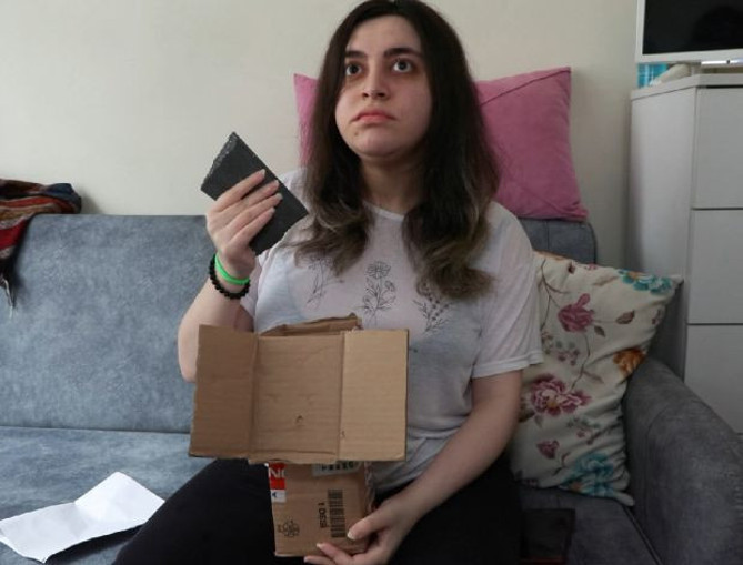 20 bin liralık tablet sipariş etti, taş geldi - Resim : 1