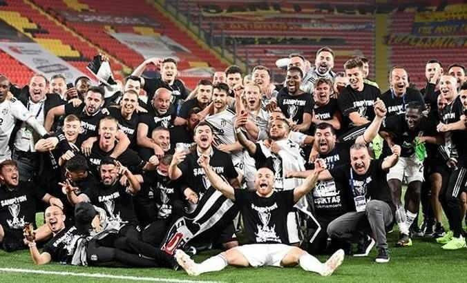 2027 yılında şampiyon olacak takımı açıkladı! İşte şampiyon takım ve gol kralı... - Fotoğraf: 16