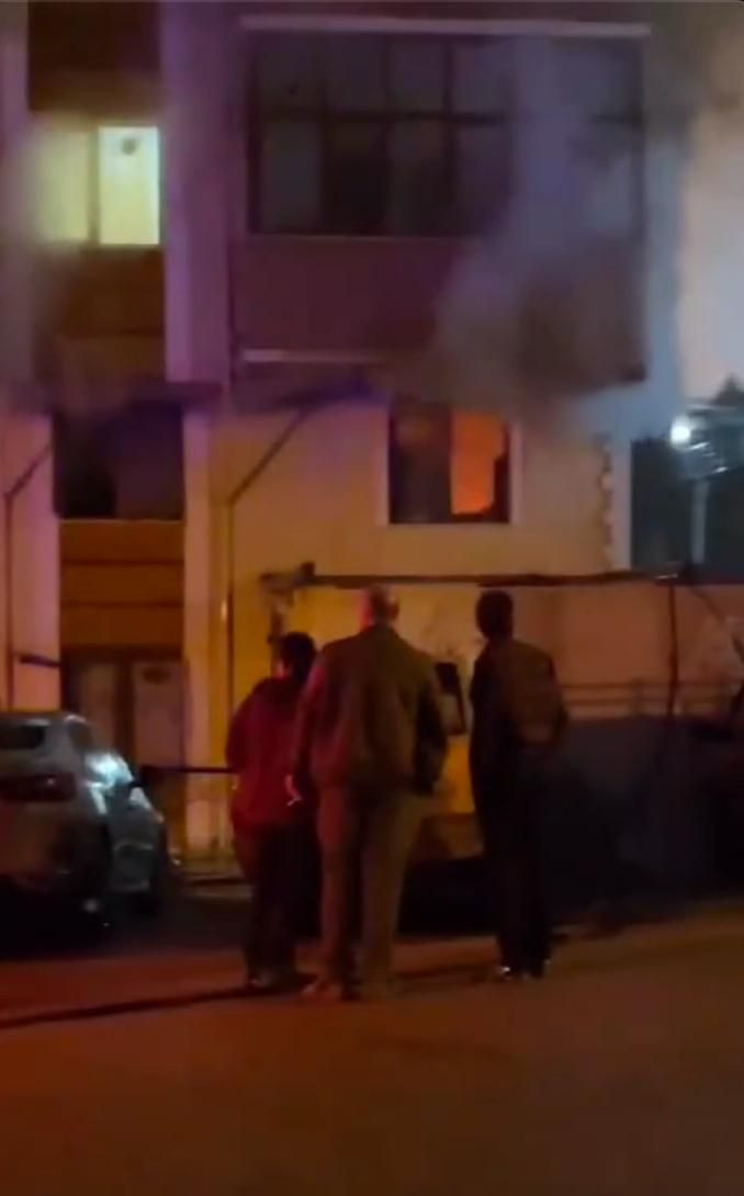 Isıtıcının üzerinde unutulan çakmak gazı patladı - Resim: 4