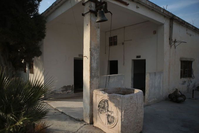 Terör örgütü YPG/PKK Ermeni kilisesini karargah yaptı! - Fotoğraf: 3