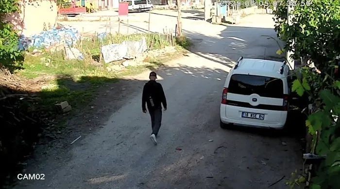 Burak Koçak her yerde aranıyor! Kaybolmadan önceki görüntüleri ortaya çıktı - Resim: 1