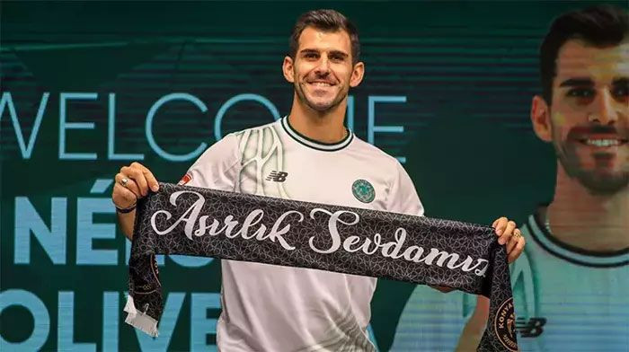 Süper Lig’de atılan son imzalar olay oldu; İşte transfer dönemine damga vuran o liste - Fotoğraf: 26