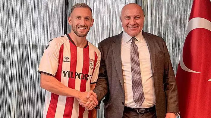 Süper Lig’de atılan son imzalar olay oldu; İşte transfer dönemine damga vuran o liste - Fotoğraf: 30
