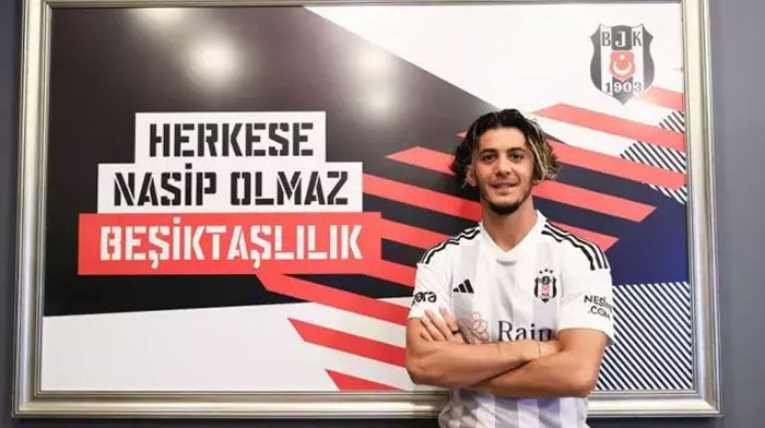 Süper Lig’de atılan son imzalar olay oldu; İşte transfer dönemine damga vuran o liste - Fotoğraf: 33