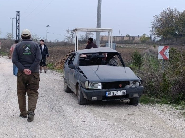 Bursa’da iki otomobil çarpıştı: 1 ölü, 2 yaralı - Resim: 4