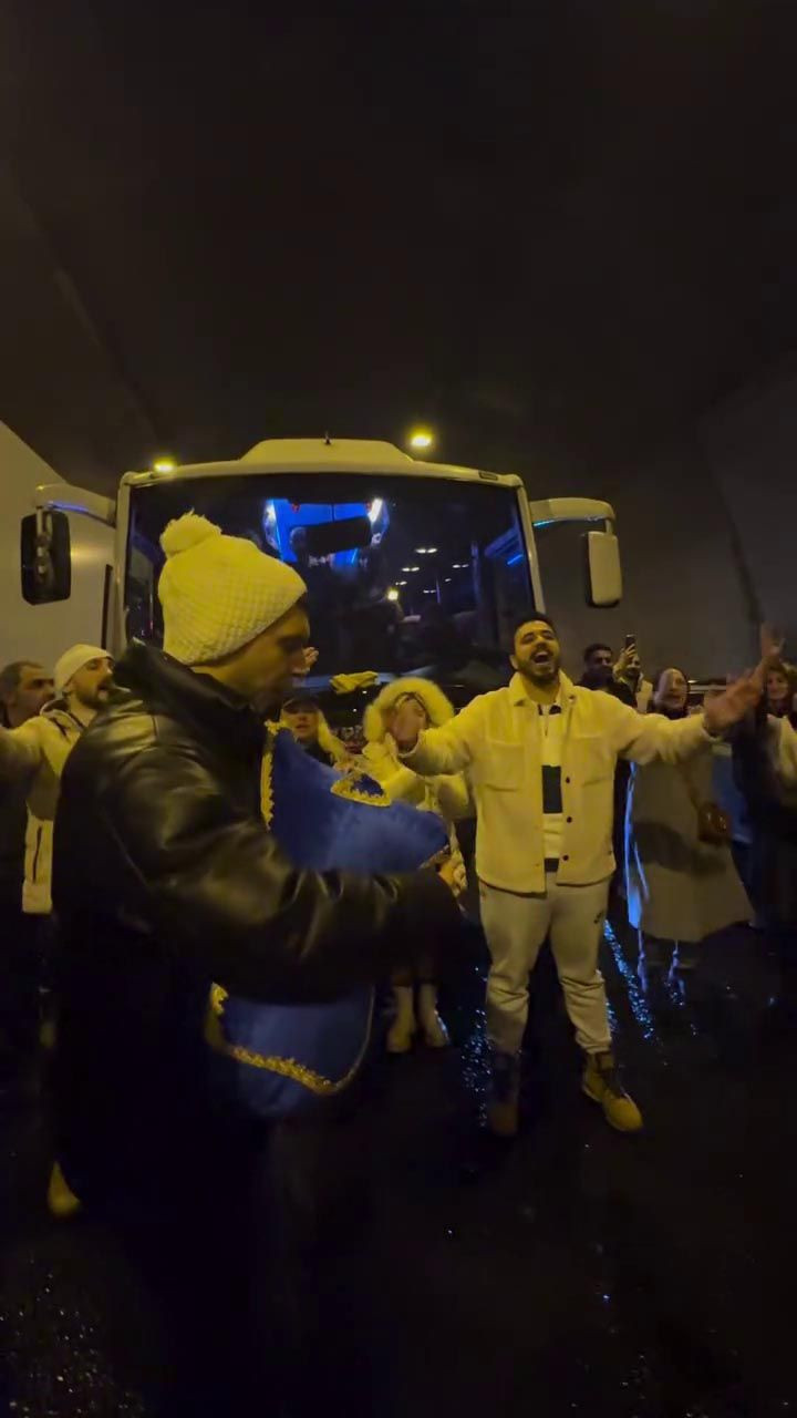 Kapanan Bolu Dağı Tüneli’nde horon oynadılar - Resim: 3