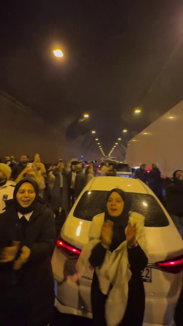 Kapanan Bolu Dağı Tüneli’nde horon oynadılar - Resim: 2