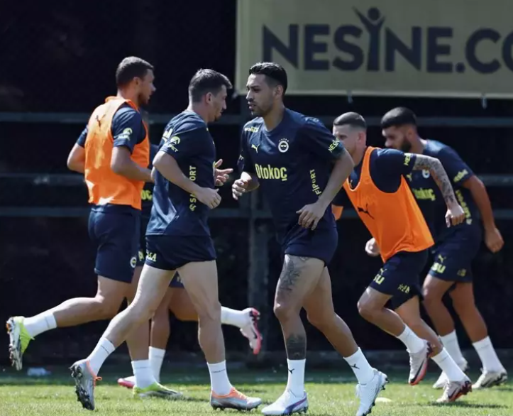 Mourinho antrenmanda 'senden olmaz' demişti! Yıldız isme kapıyı gösterdi, kendine başka takım bul - Resim: 1
