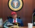 Trump, İran saldırısını böyle izledi! "Make America Great Again" yazılı şapka taktı