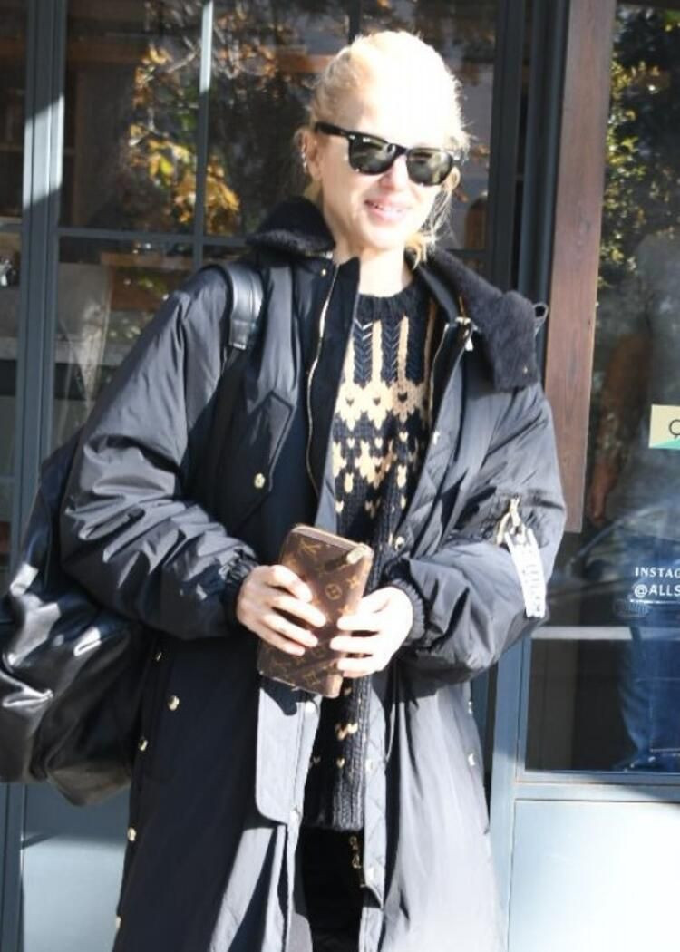 Berrak Tüzünataç’ı sinirlendiren ‘kıskançlık’ sorusu - Resim: 2