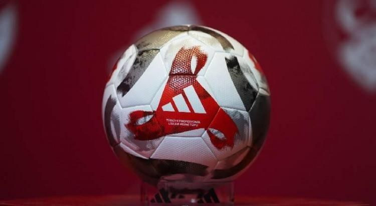 İşte G.Saray, F.Bahçe ve Trabzonspor'un maçları: Süper Lig'de zirve karıştı! - Fotoğraf: 4