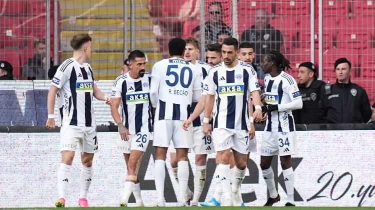 Yapay zeka haftalar önce Süper Lig'i tahmin etti: İşte şampiyon ve küme düşen takımlar! - Fotoğraf: 8