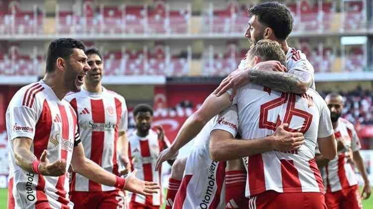 Yapay zeka haftalar önce Süper Lig'i tahmin etti: İşte şampiyon ve küme düşen takımlar! - Fotoğraf: 7