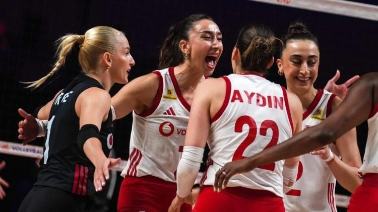 Şampiyonluğun ödülü belli oldu! Filenin Sultanları kasayı doldurdu - Fotoğraf: 4