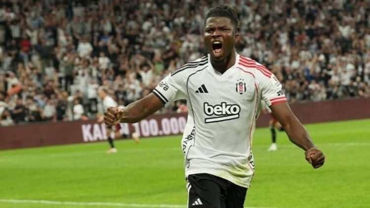 El Bilal Toure için sürpriz iddia: Yeni takımı belli oluyor - Fotoğraf: 4
