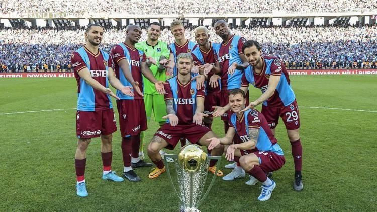 2027 yılında şampiyon olacak takımı açıkladı! İşte şampiyon takım ve gol kralı... - Fotoğraf: 17
