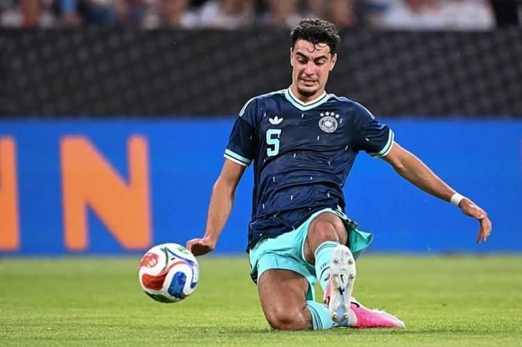 İşte Dünya Kupası'nın en pahalı genç futbolcuları: 3 Türk yıldız listede - Fotoğraf: 20