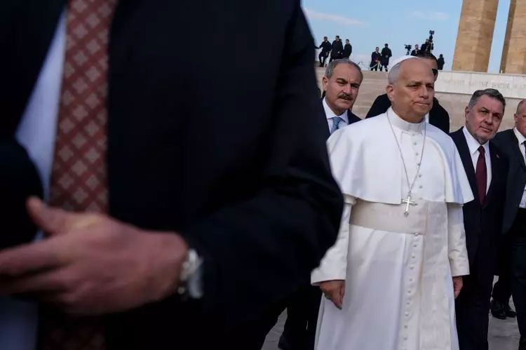 Papa Leo'nun uçağında çok çarpıcı Türkiye detayı! Bakın ne anlama geliyormuş - Resim: 1