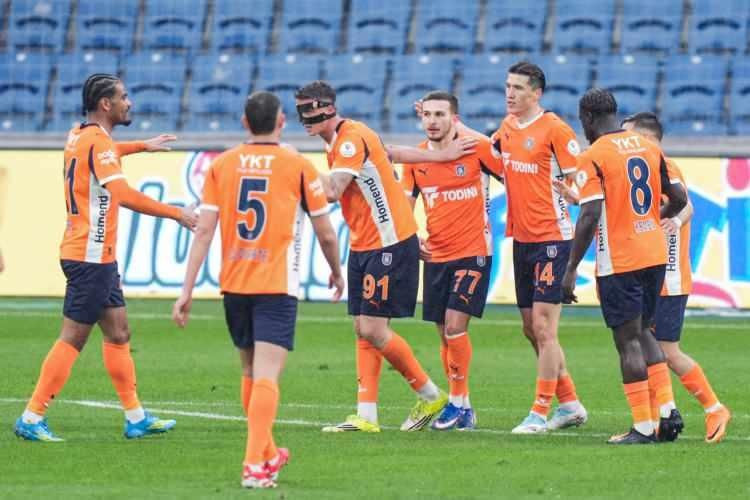 İşte G.Saray, F.Bahçe ve Trabzonspor'un maçları: Süper Lig'de zirve karıştı! - Fotoğraf: 12