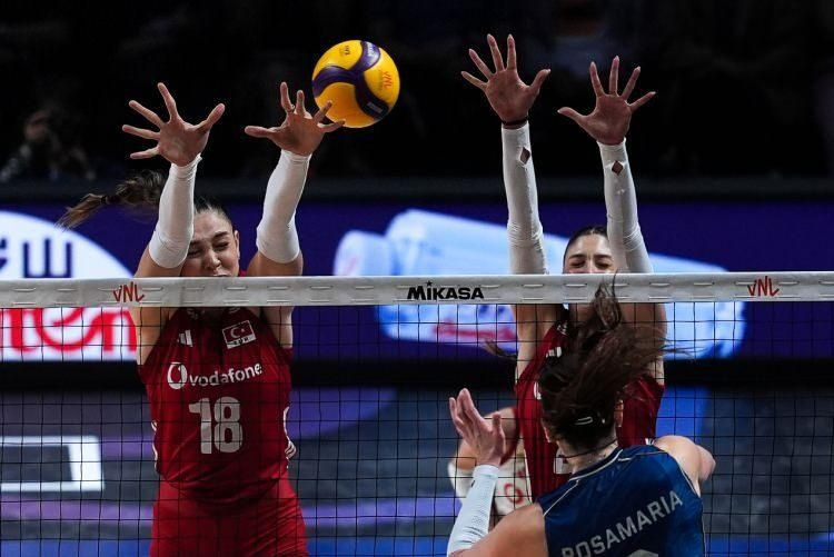 Şampiyonluğun ödülü belli oldu! Filenin Sultanları kasayı doldurdu - Fotoğraf: 3