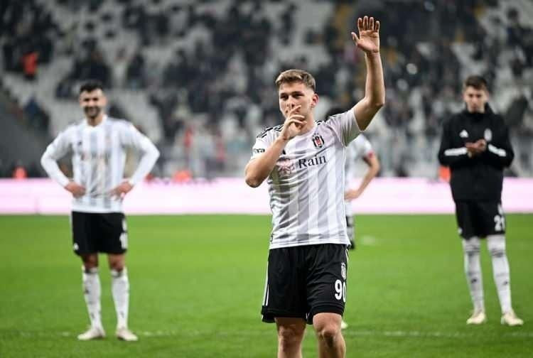 Semih Kılıçsoy İtalyan devlerinin radarında: 5 büyük takım Beşiktaş'a teklif yapacak - Resim: 1