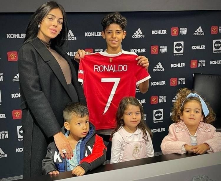 Ronaldo ile Georgina arasındaki anlaşma ortaya çıktı: Ödeyeceği servet gündem oldu - Resim: 3