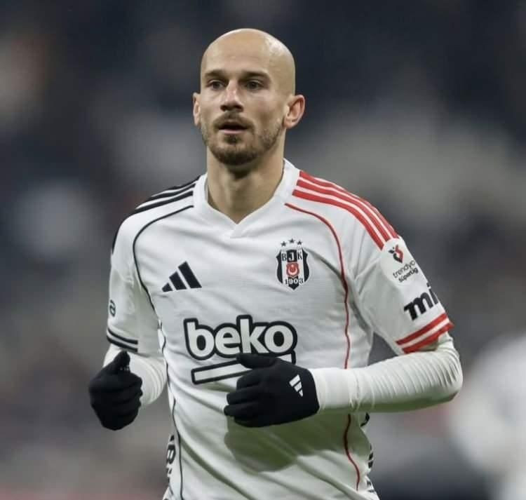 Transfer Salah'a bağlı! Beşiktaş'a 10 milyon Euro kazandıracak ayrılık - Fotoğraf: 7