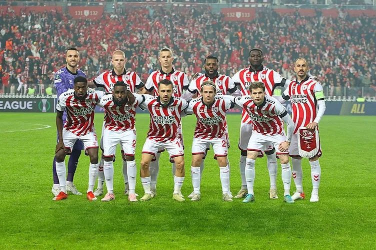 İşte Süper Lig'de en çok penaltı kazanan takım: Tam 9 kez kullandılar - Fotoğraf: 9