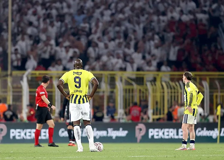 Fenerbahçe’de mağlubiyet sonrası İsmail Kartal’a sert çıktı! ‘Tarihi bir hezimet olabilirdi’ - Fotoğraf: 3