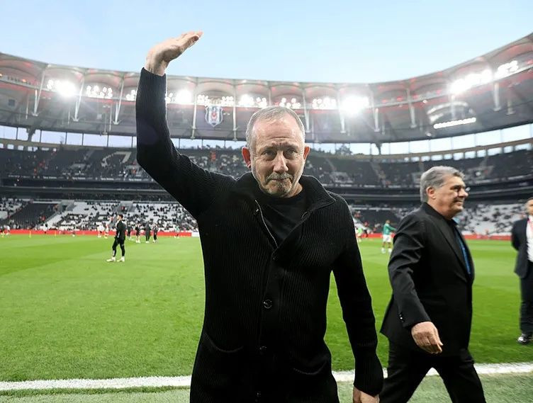 Beşiktaş’ta büyük temizlik başlıyor: Yeni sezonda olmayacaklar... - Fotoğraf: 2