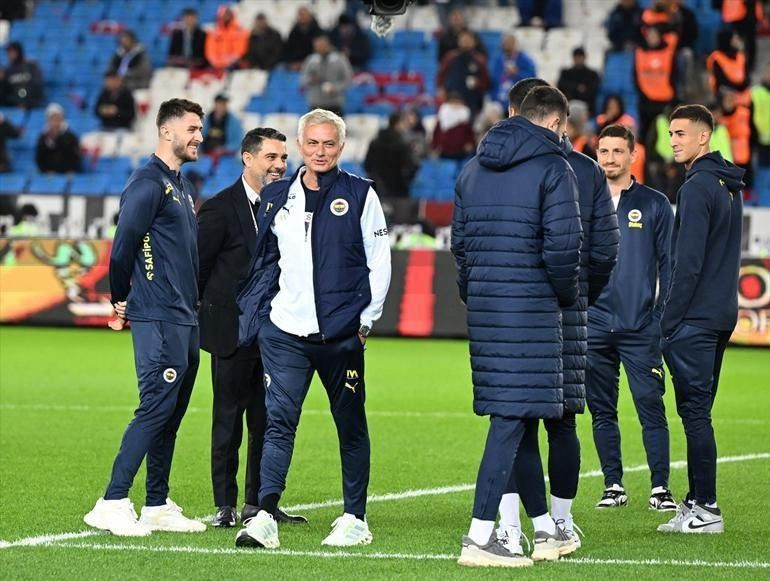 Jose Mourinho'dan çok sert tepki: ''Çay mı içiyordu? Bir daha onu istemiyoruz!'' - Fotoğraf: 4