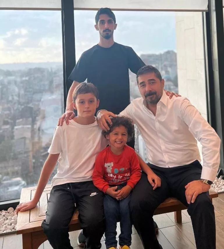 Ahmet Tatlıses 3. kez dede oldu... 'Ay yüzlü kızım hoş geldin, sefalar getirdin' - Resim: 3