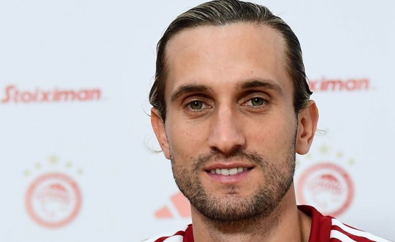 Ve Yusuf Yazıcı Süper Lig ekibiyle anlaşma sağladı; Olympiakos ile yollarını ayırdı - Fotoğraf: 3