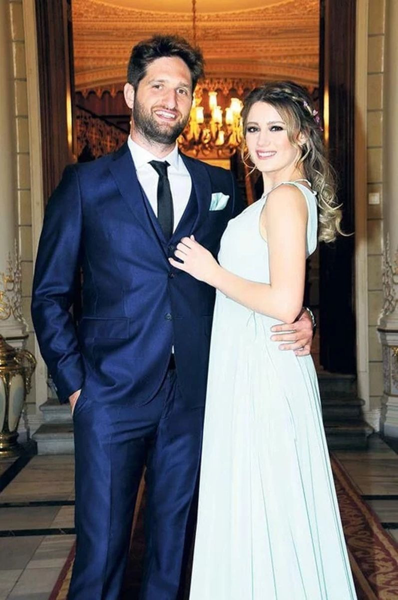 Gizem Karaca'dan sürpriz paylaşım! Kızı Leyla Yaz'ın yüzünü ilk kez gösterdi - Resim: 1