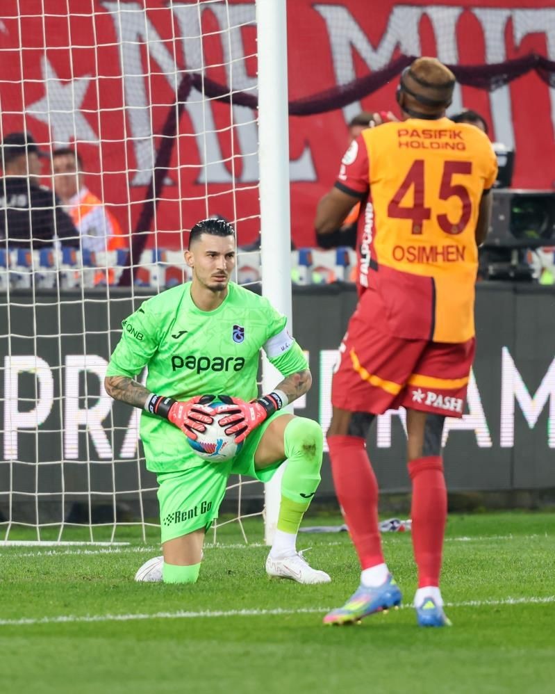 Galatasaray Trabzonspor’u 2-0’la geçti: Şampiyonluk için kayserispor maçında 1 puan yeter! - Resim: 4