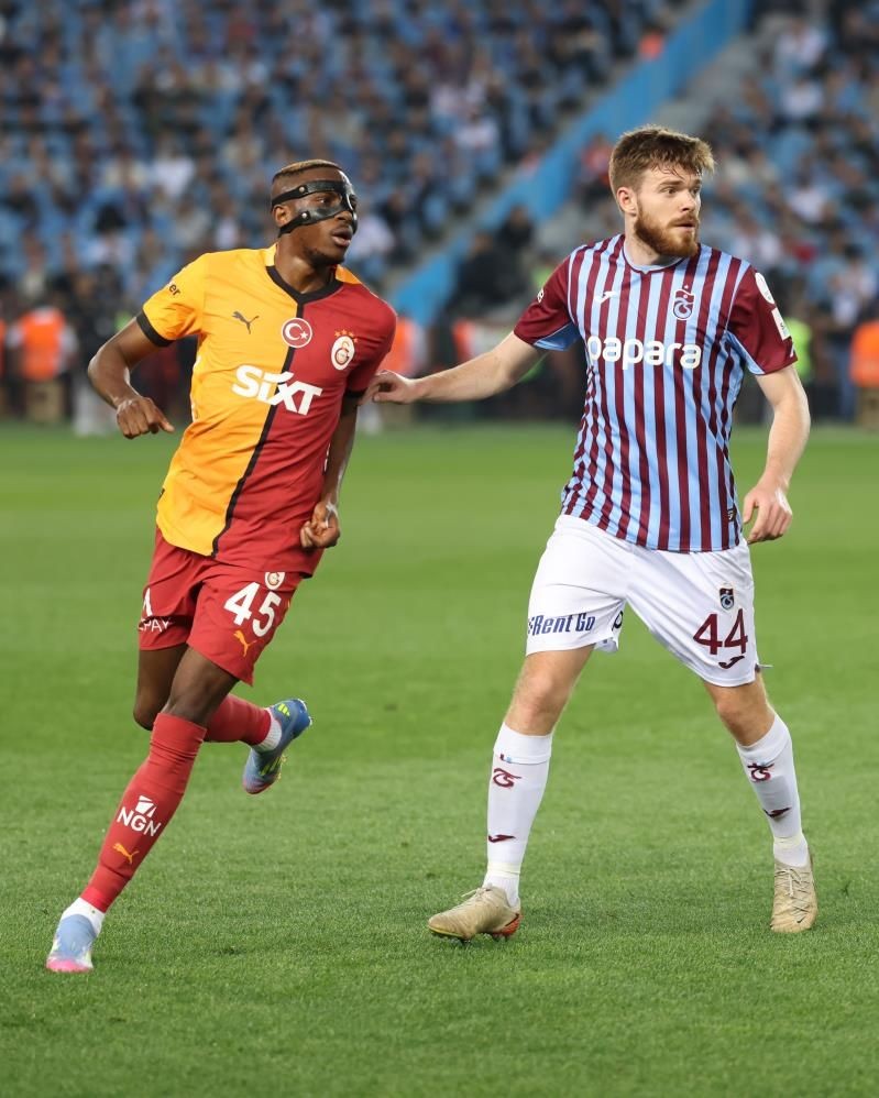 Galatasaray Trabzonspor’u 2-0’la geçti: Şampiyonluk için kayserispor maçında 1 puan yeter! - Resim: 3