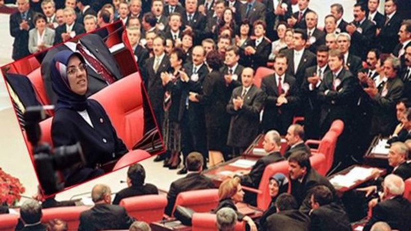 CHP'li Engin Özkoç'tan AK Partili Özlem Zengin'e "Bu kadına haddini bildiriniz" çıkışı - Resim : 4