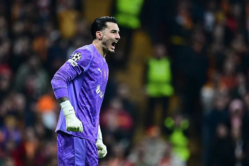 Galatasaray’da Uğurcan Çakır’ın bonservisi belirlendi: Sözleşmesindeki madde devreye girdi - Fotoğraf: 4